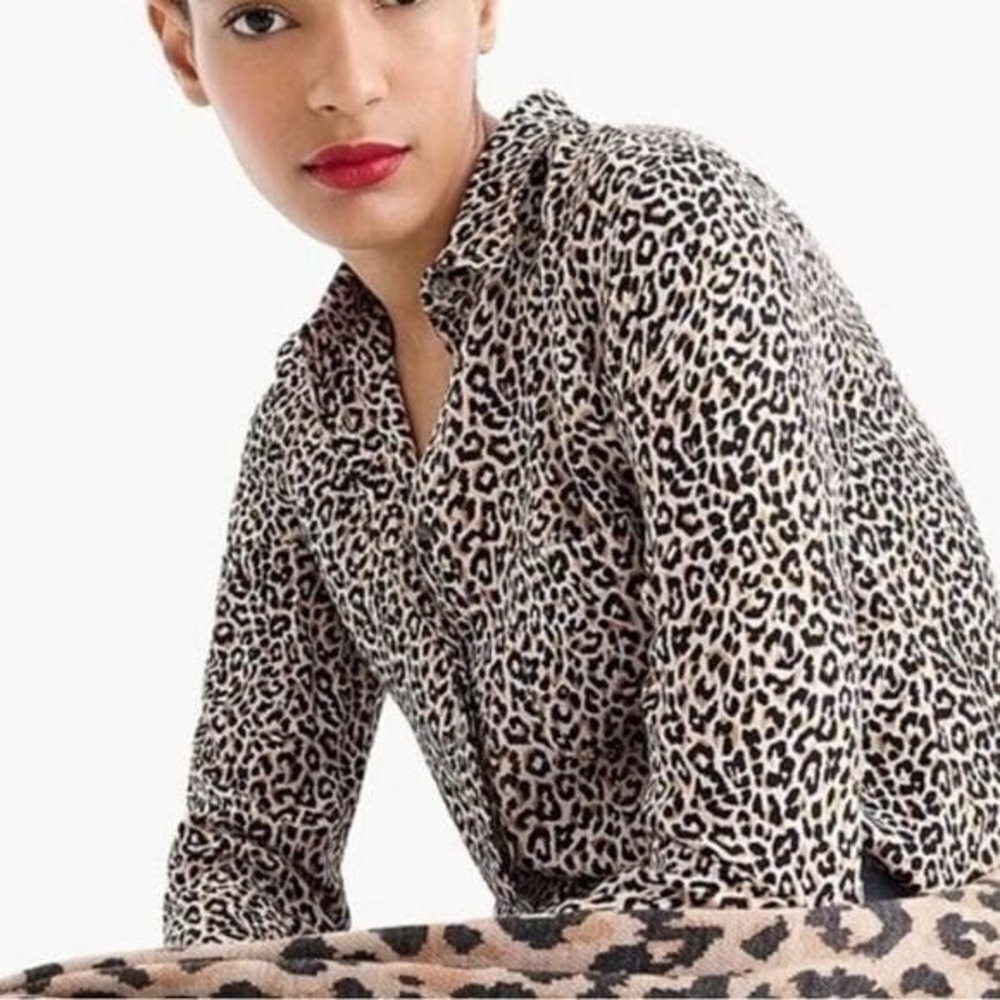 J Crew 100% silk Leopard Print Button Down Shirt Women Size‎ 6